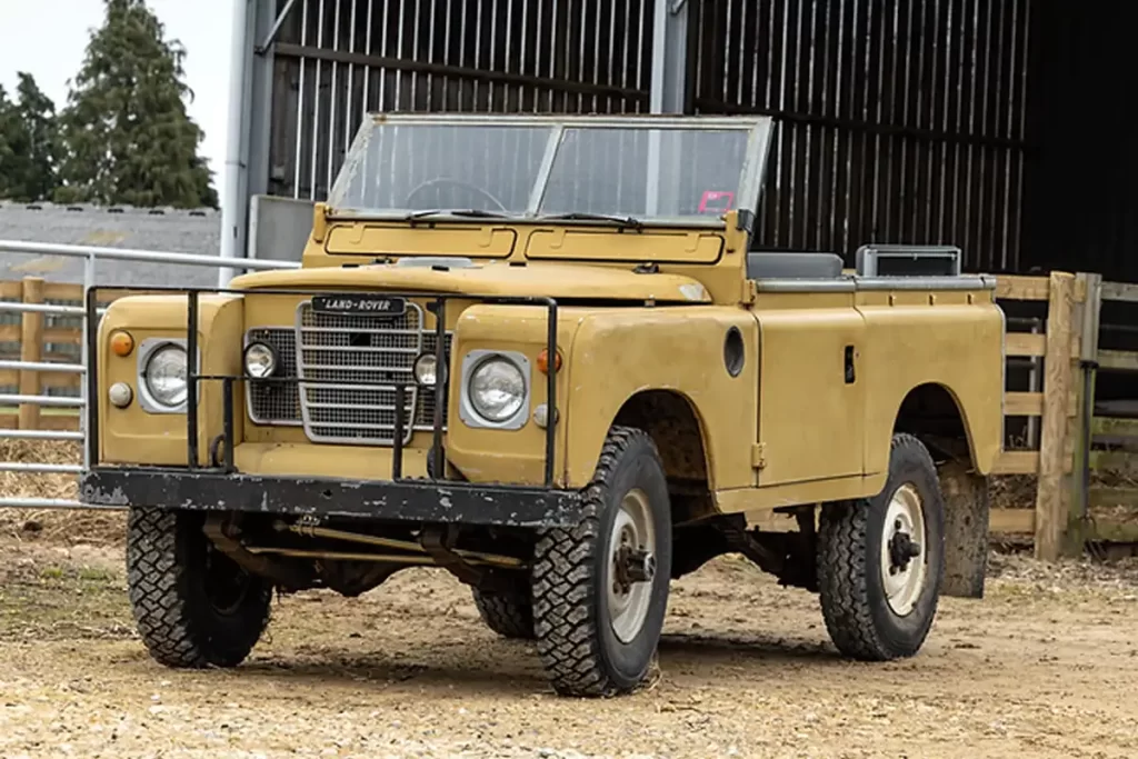 1970 Land Rover Series 3 Car