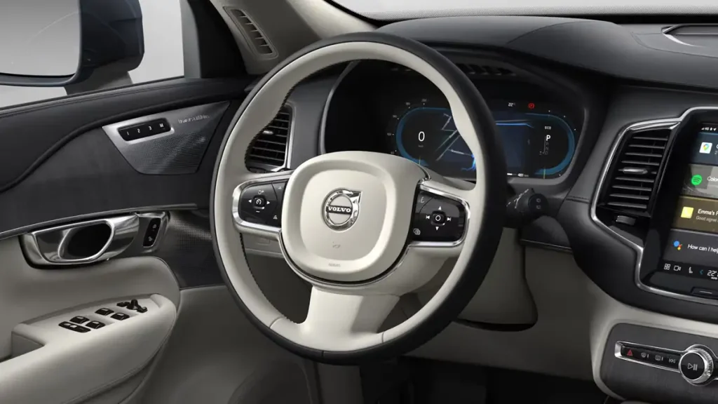 Volvo XC90 Recharge Interior 