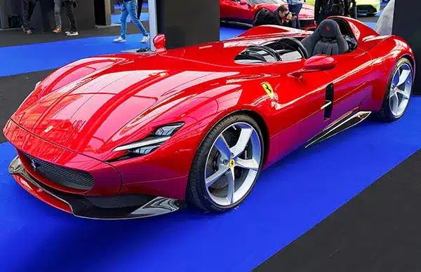 Ronaldos-Ferrari Monza SP2 car