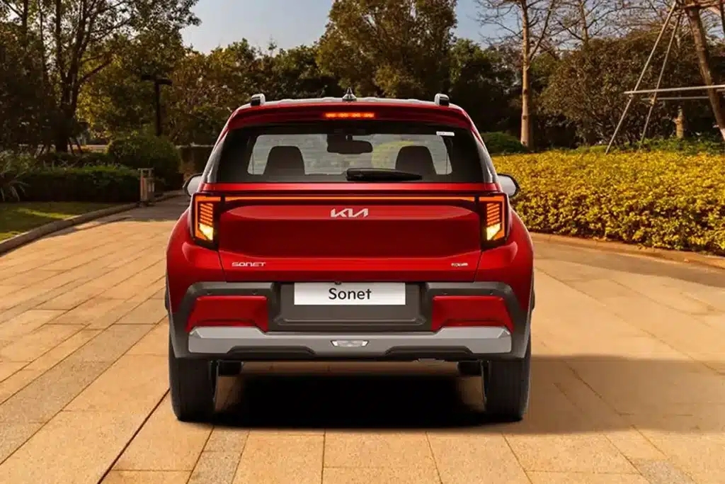 Sonet features Kia 