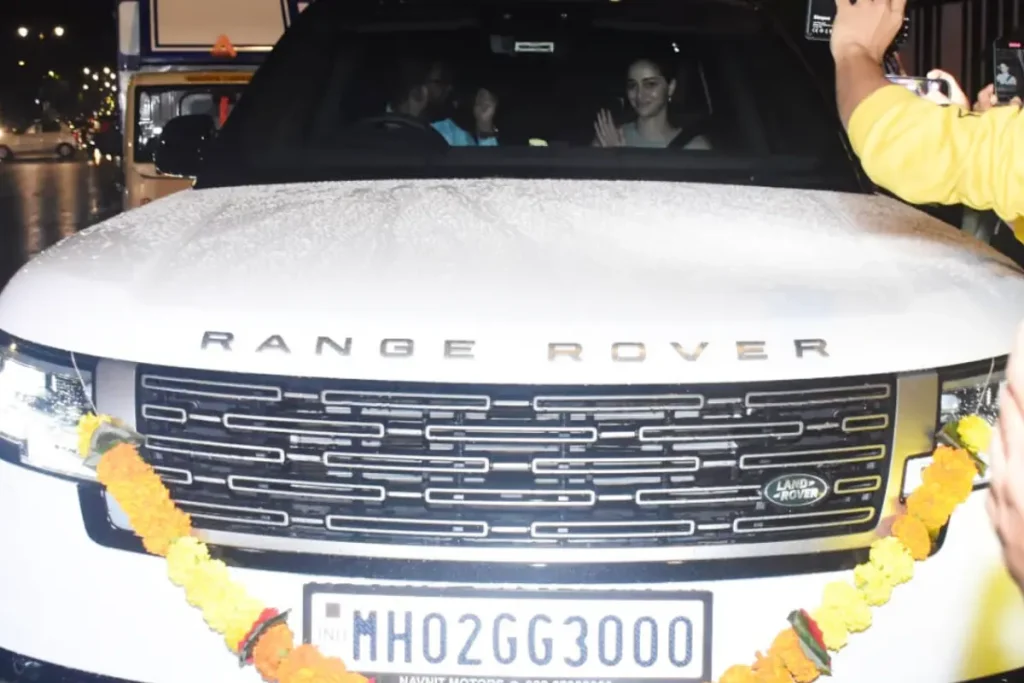 Ananya Panday Range Rover