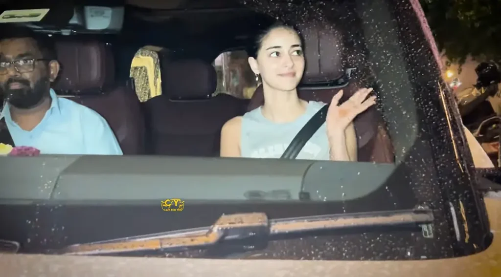 Ananya Panday Range Rover