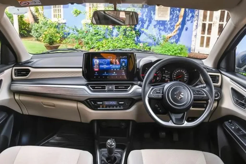 Bahar Se Mast, Andar Se Zabardast! Technology and Interior