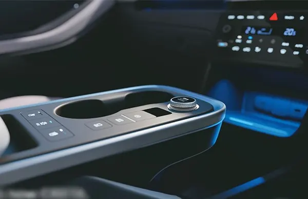 Hyundai Creta Electric Interior: Cup Holders